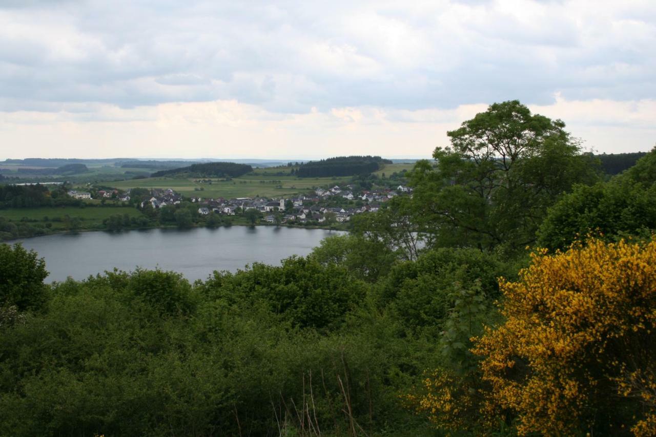 Location Panoramagreen Burg Reuland Buitenkant foto