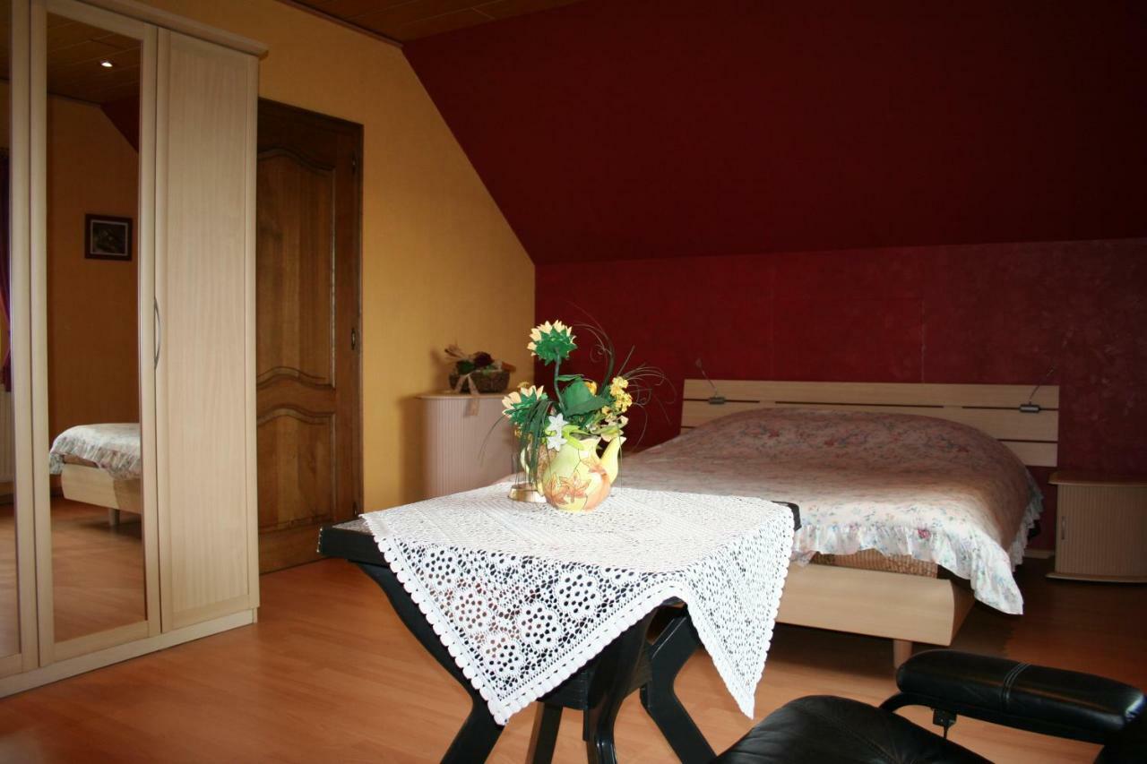 Location Panoramagreen Burg Reuland Buitenkant foto
